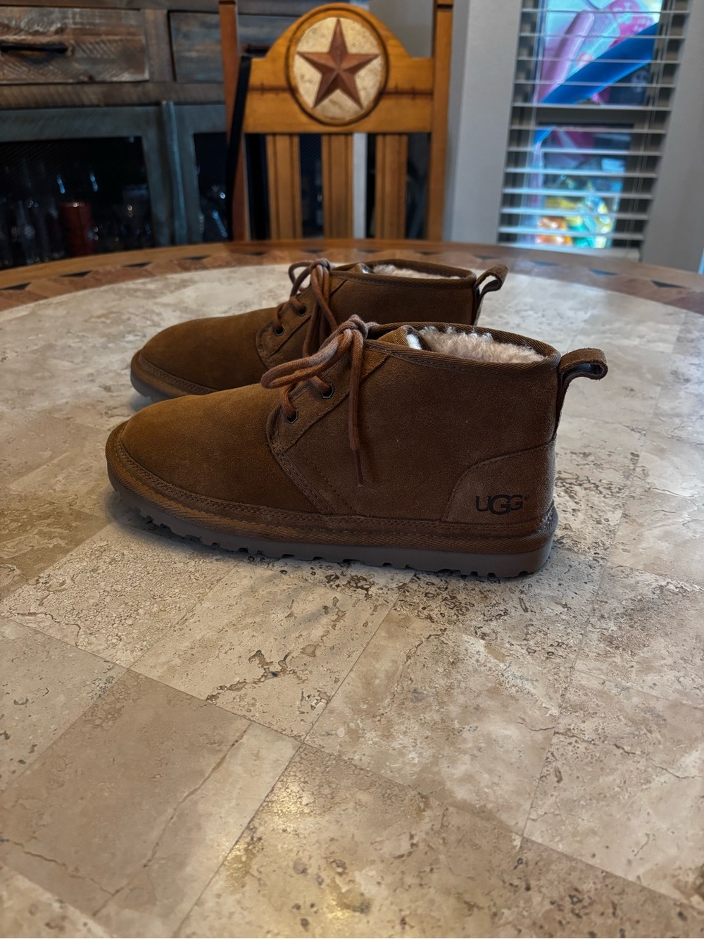 UGG Neumel Boots Women’s Size 9 Chestnut Brown Suede Shearling Lined
